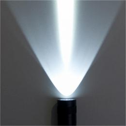 Ручной светодиодный фонарь Elektrostandard Discoverer 7 от батареек 290х46 300 лм  - 4
